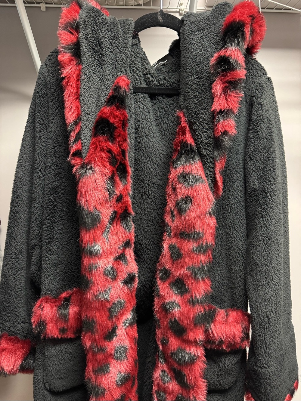 Spirithoods Unisex Faux Fur Robe with Leopard Ears Hood